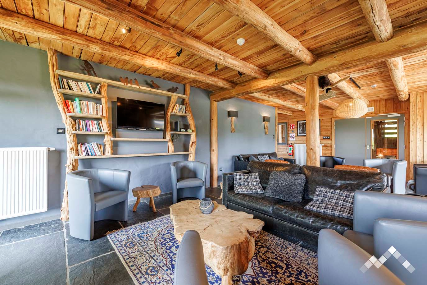 Chalet de luxe à Houffalize pour 24 personnes avec wellness, billard et vue panoramique