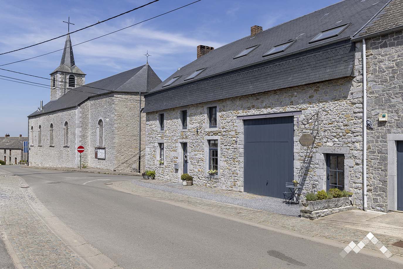 Logement à Hastière pour 2 personnes (+1 bébé) à proximité de promenades
