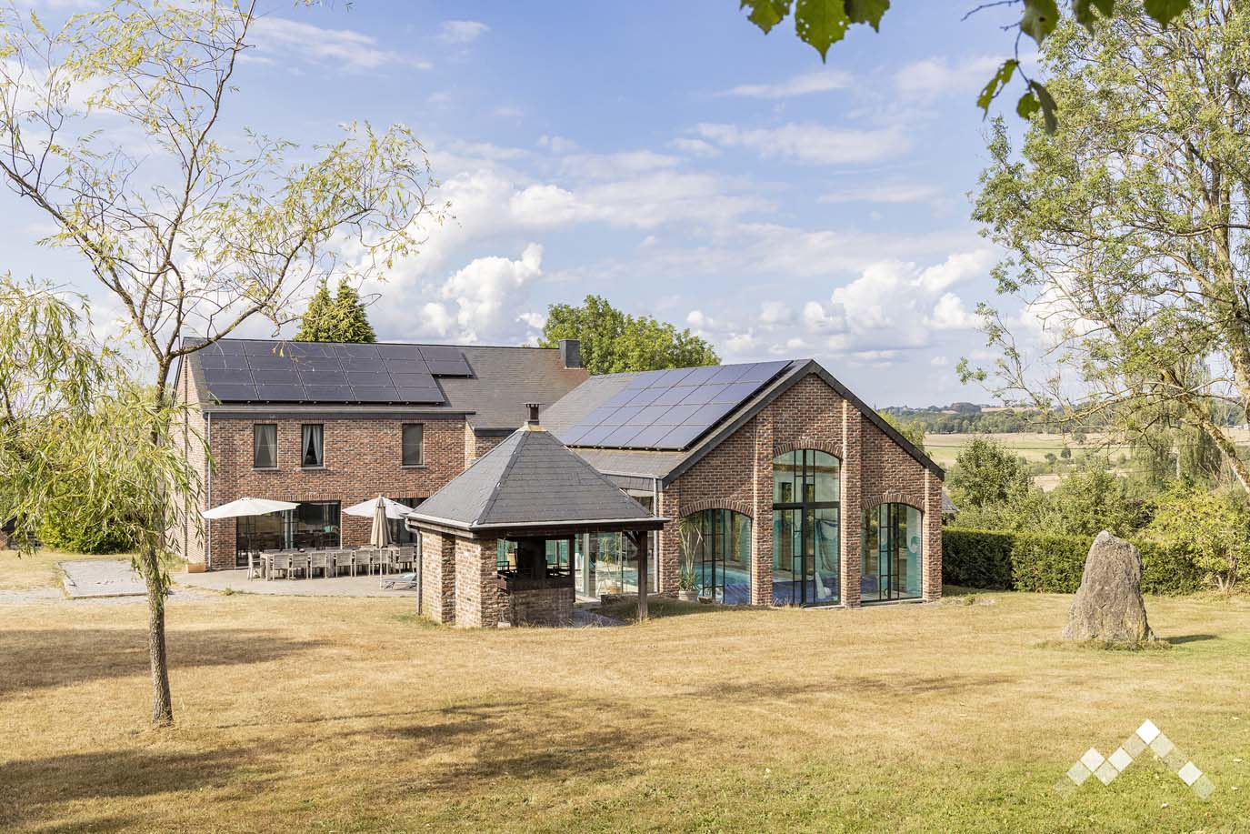  Maison de vacances avec piscine intérieure et sauna pour 24 personnes à Durbuy