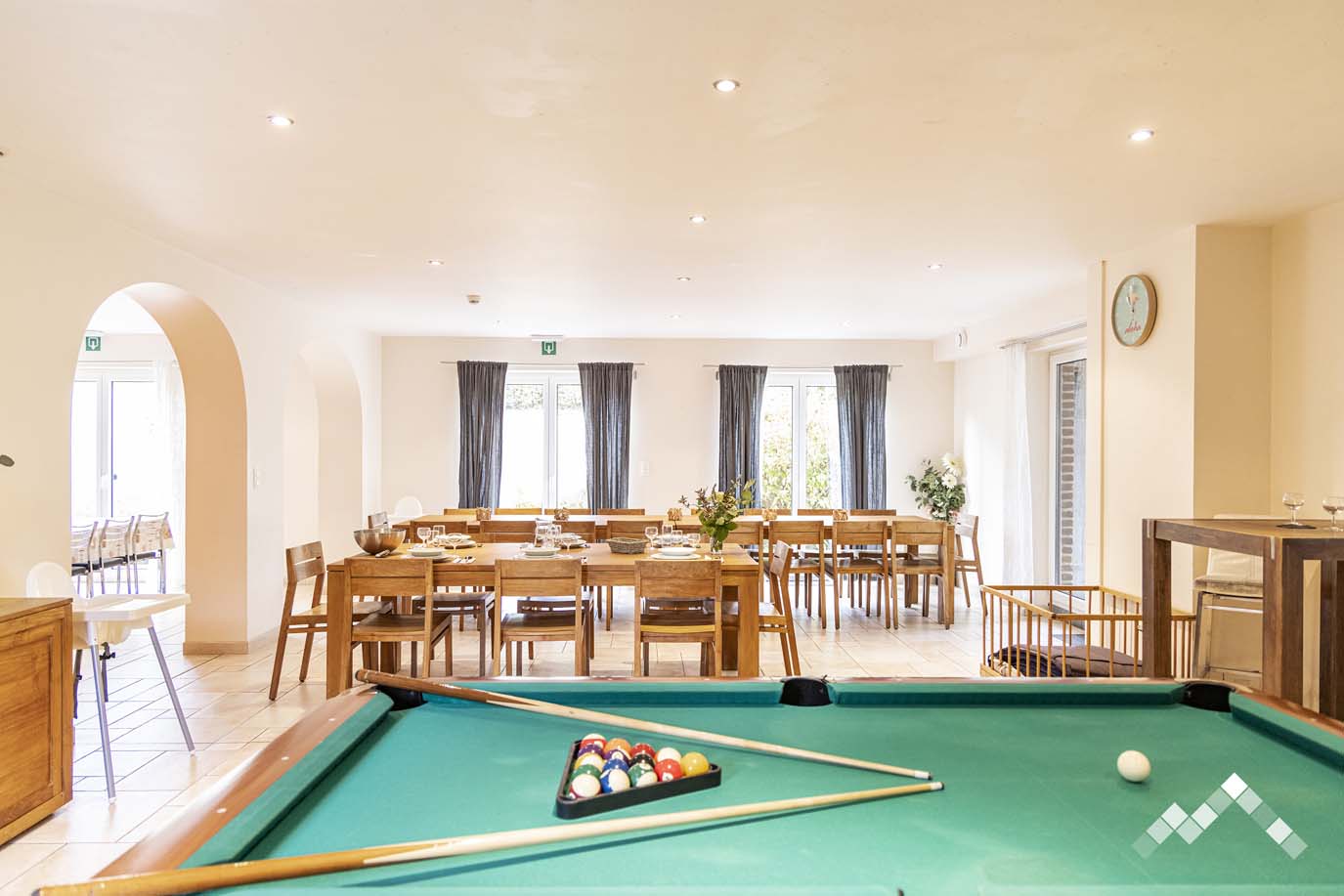  Luxe villa met binnenzwembad voor 24 personen in Durbuy