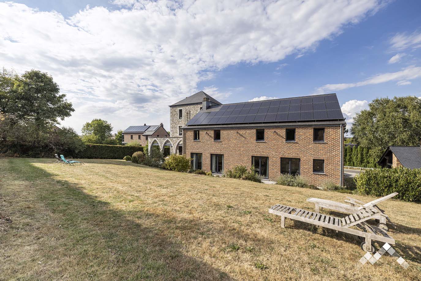  Luxe villa met binnenzwembad voor 24 personen in Durbuy