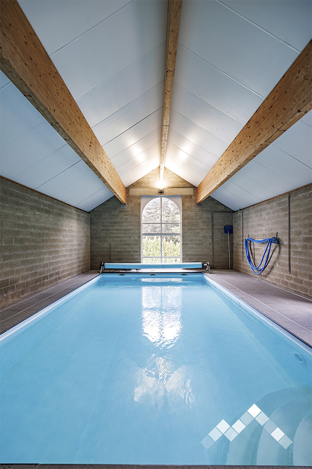  Luxe villa met binnenzwembad voor 24 personen in Durbuy