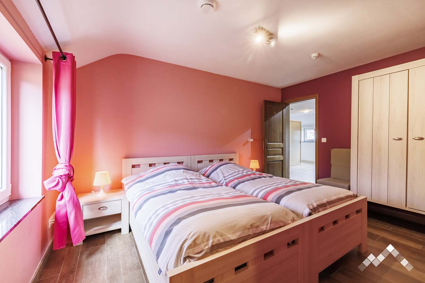  Luxe villa met binnenzwembad voor 24 personen in Durbuy