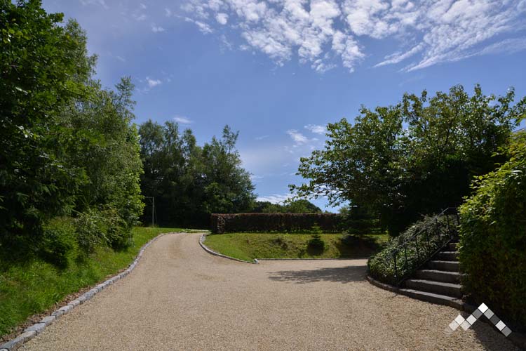 Villa proche de la forêt à Manhay pour 14 personnes et 1 chien avec sauna, billard, kicker et module de jeux