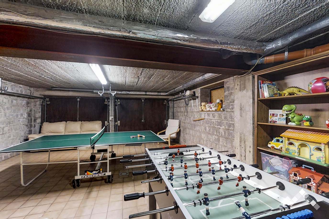 Maison de vacances à Vielsalm pour 9 personnes et 2 chiens avec sauna, billard, salle et module de jeux