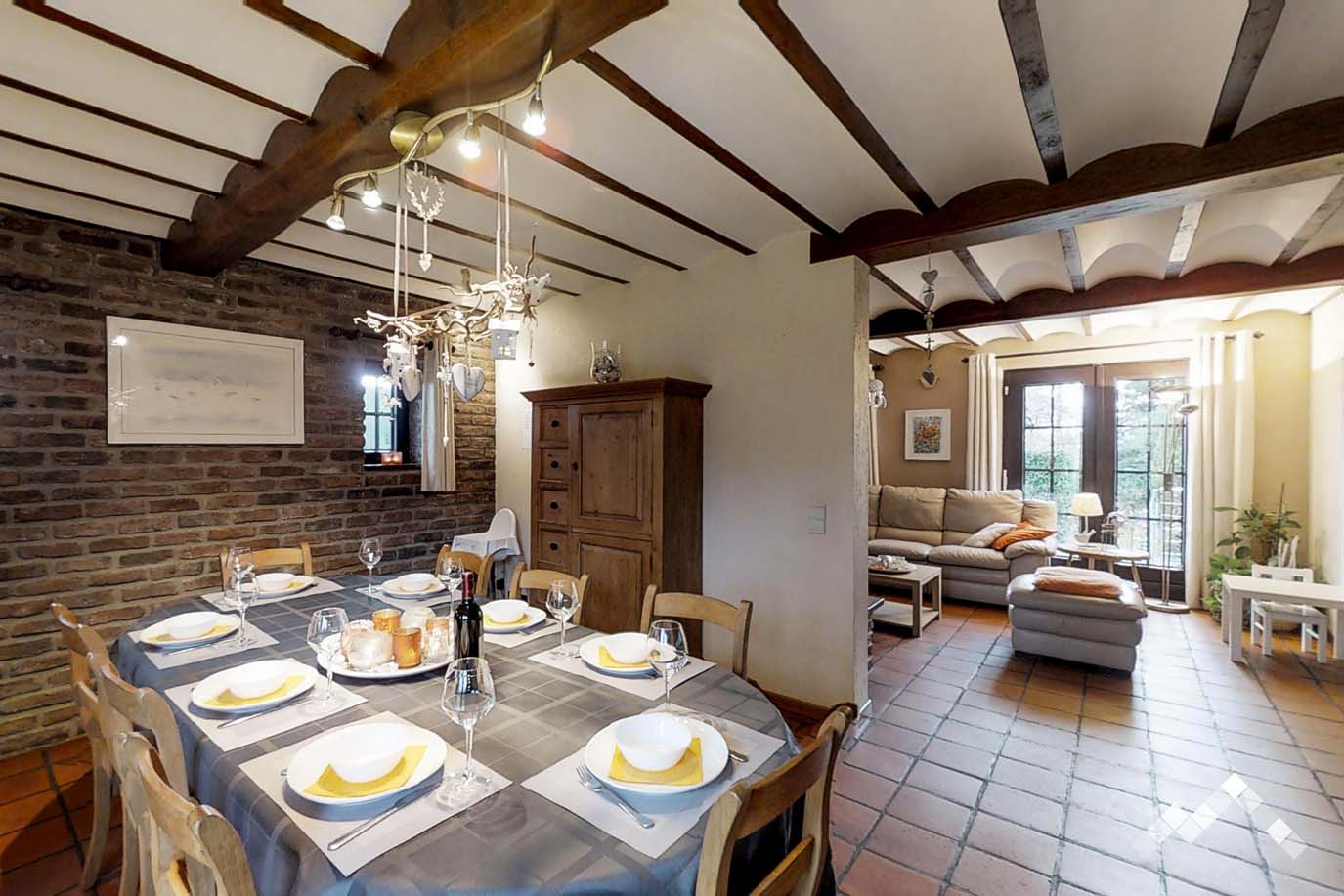 Maison de vacances à Vielsalm pour 9 personnes et 2 chiens avec sauna, billard, salle et module de jeux