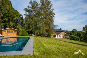 Ardens huis in Stoumont voor 9 personen, met zwembad, petanque en panoramisch uitzicht