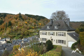 Villa de luxe à Bouillon pour 14 personnes avec abri vélos, panorama sur la ville et la Semois