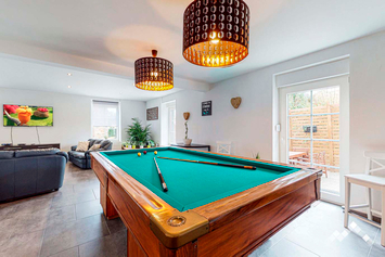 Maison de vacances à Herbeumont pour 9 personnes avec spa privatif, billard, pétanque et abri vélos