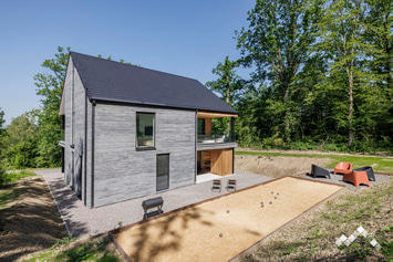 Villa de luxe à Durbuy pour 8 personnes avec sauna, billard et terrain de pétanque