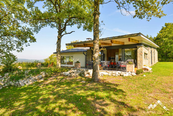 Villa de luxe proche du Golf de Durbuy pour 12 personnes et 2 chiens avec terrasses et vue panoramique