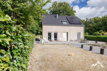 Maison de vacances pour 8 personnes (+1 bébé) avec jardin et jeux extérieurs