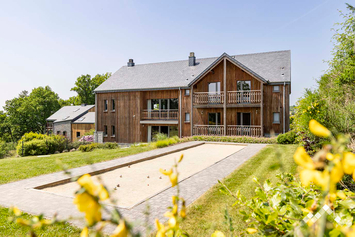 Chalet de luxe à Houffalize pour 24 personnes avec wellness, billard et vue panoramique