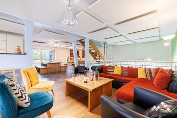 Grand gîte à Malmedy pour 18 personnes avec sauna, billard, kicker, pétanque et beach-volley