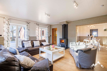 Maison de vacances à Malmedy pour 12 personnes et 1 chien avec espace détente, ping-pong et abri vélos