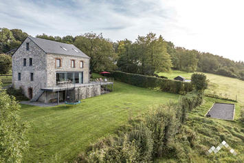 Vakantiehuis in Marche-en-Famenne voor 8 personen (+1 baby) met fietsenstalling, buitenspelen en panoramisch uitzicht