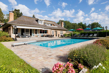 Luxe cottage in Rochefort voor 13 personen (+2 baby’s) met zwembad, biljart en kicker