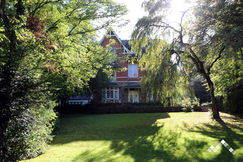 Spadoise villa voor 14 personen en 2 honden met hamam, tafelvoetbal, speelkamer en speelmodule
