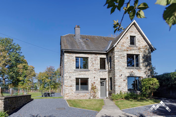 Maison de vacances pour 8 personnes à Vielsalm avec terrasse aménagée et grand jardin